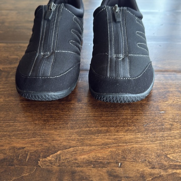 Easy Spirit Women's Bestrong Black Sneakers Size 9 - Picture 2 of 7